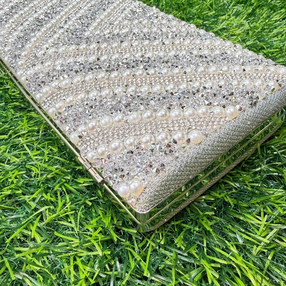 Evening Clutch Womens OS Silver‎ Excellent Pearl Rhinestone Chevron Bag